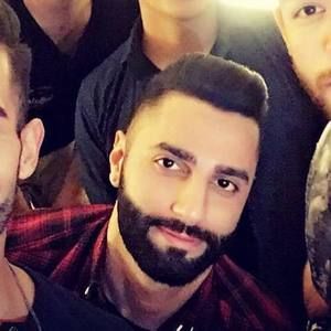 Meet your Posher, Sina